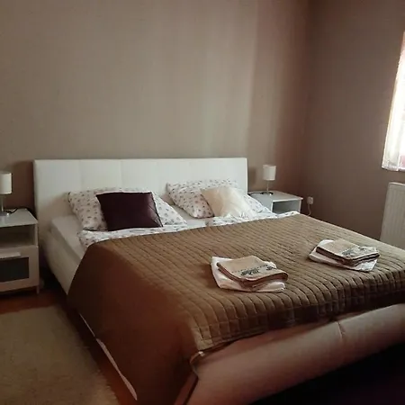 Csilla Elegant House * Erd