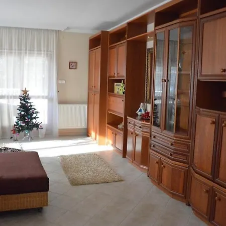 Csilla Elegant House Villa *
