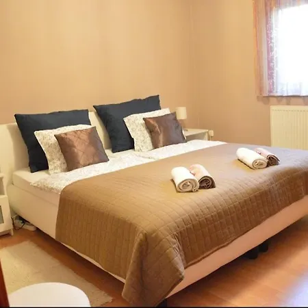 Csilla Elegant House * Erd