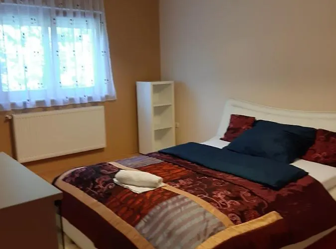 빌라 Csilla Elegant House 에르드