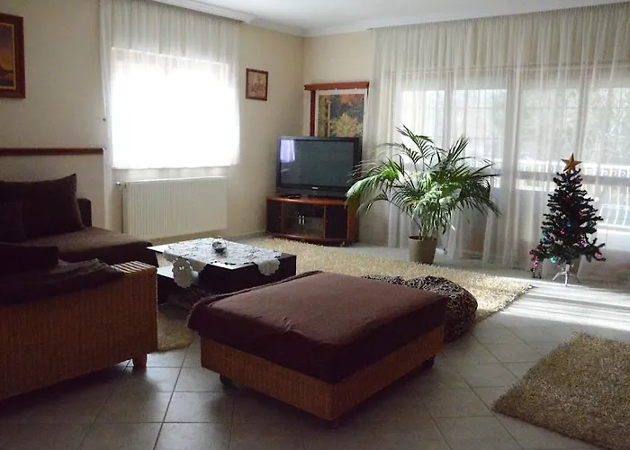 Csilla Elegant House